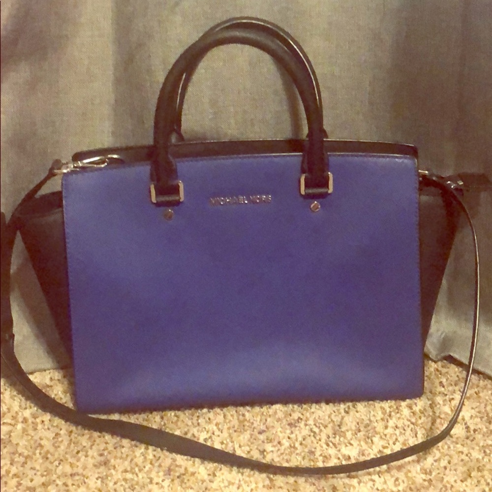 Almost new Michael Kors large purse